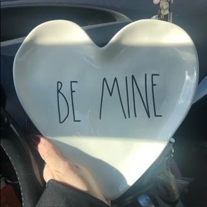 Rae Dunn be mine plate